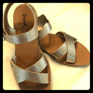 Qupid Gold Sandals